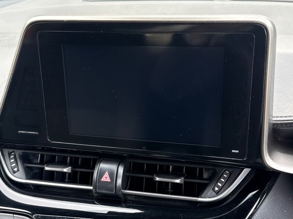 Used Toyota C-HR 2018 for sale - 77485042: Photo 12