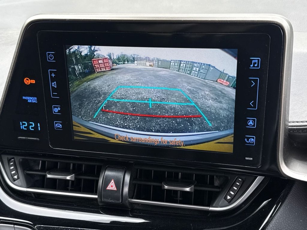 Used Toyota C-HR 2018 for sale - 77485042: Photo 17