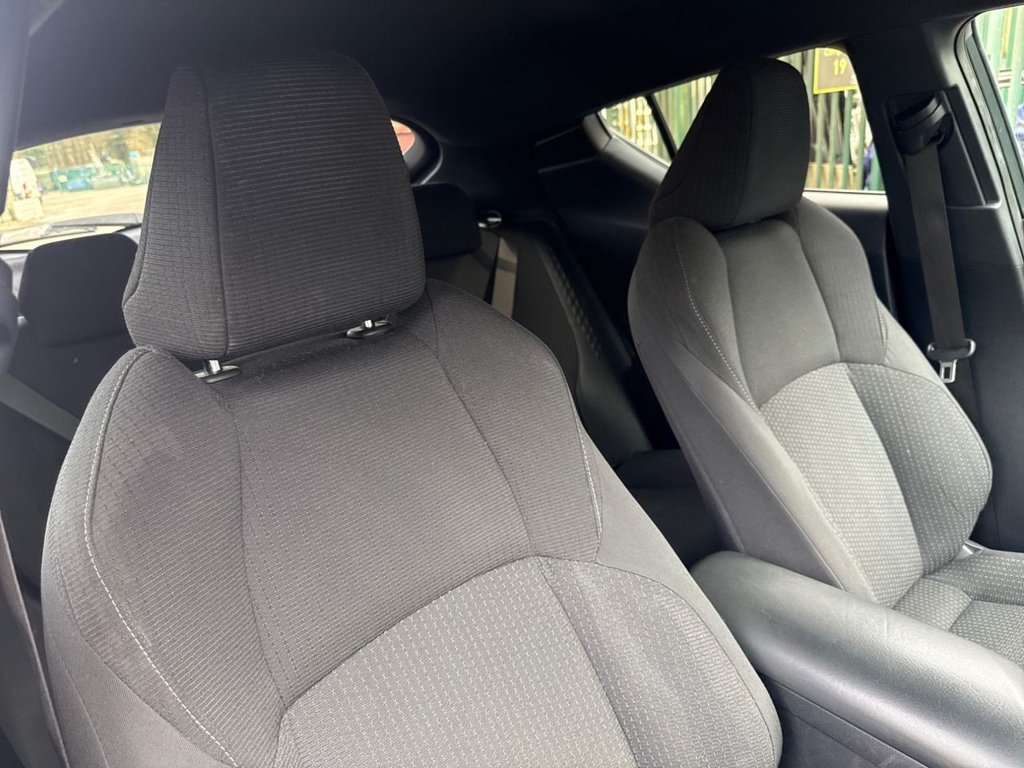 Used Toyota C-HR 2018 for sale - 77485042: Photo 18