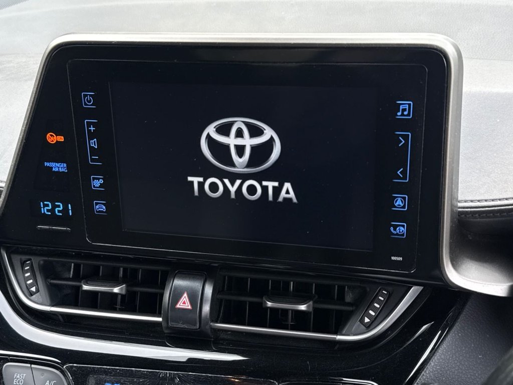 Used Toyota C-HR 2018 for sale - 77485042: Photo 24