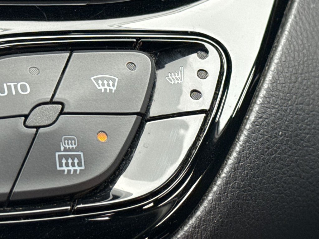 Used Toyota C-HR 2018 for sale - 77485042: Photo 28