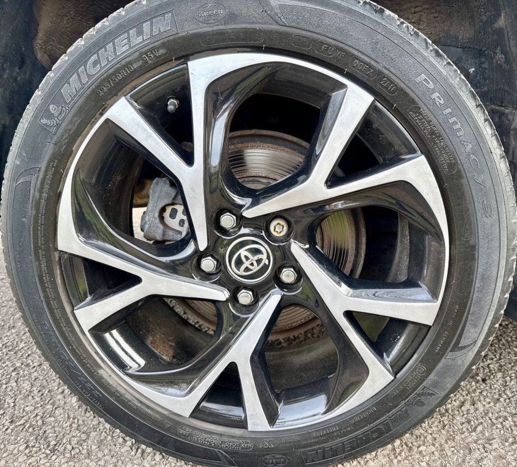 Used Toyota C-HR 2018 for sale - 77485042: Photo 8