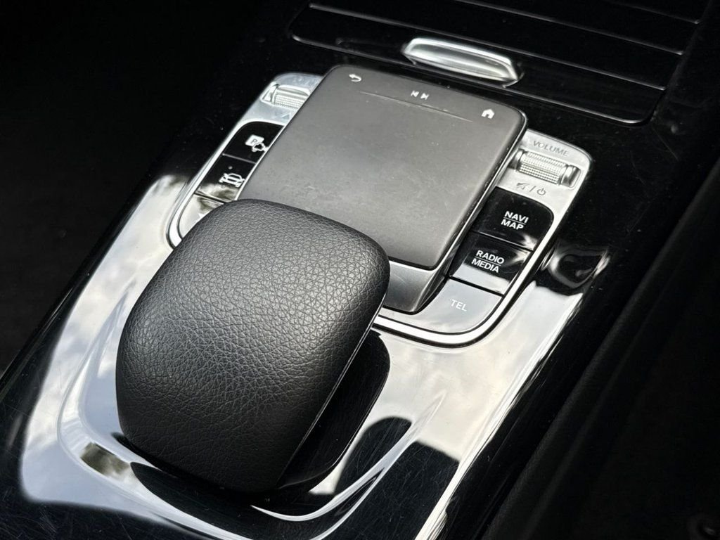 Used Mercedes-Benz A-Class 2018 for sale - 77642365: Photo 19