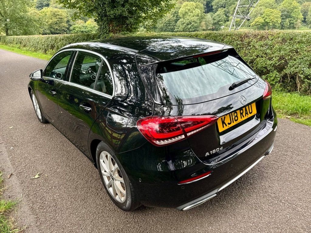 Used Mercedes-Benz A-Class 2018 for sale - 77642365: Photo 3