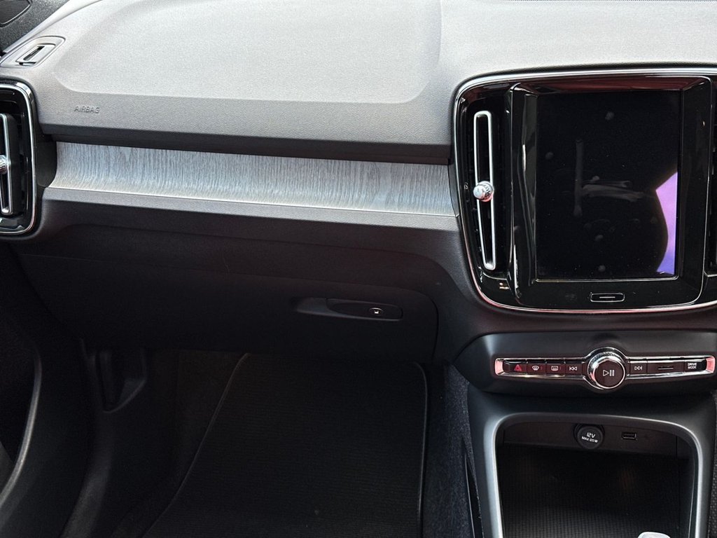 Used Volvo XC40 2020 for sale - 76621628: Photo 12