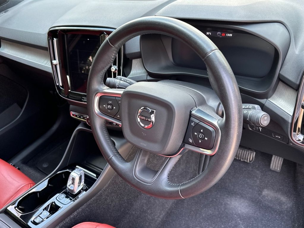 Used Volvo XC40 2020 for sale - 76621628: Photo 16