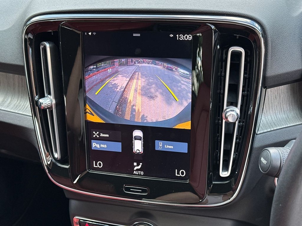 Used Volvo XC40 2020 for sale - 76621628: Photo 19