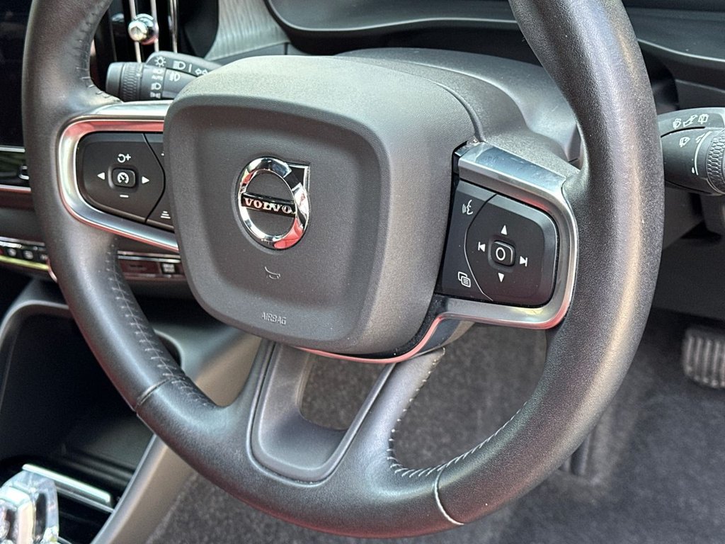 Used Volvo XC40 2020 for sale - 76621628: Photo 27