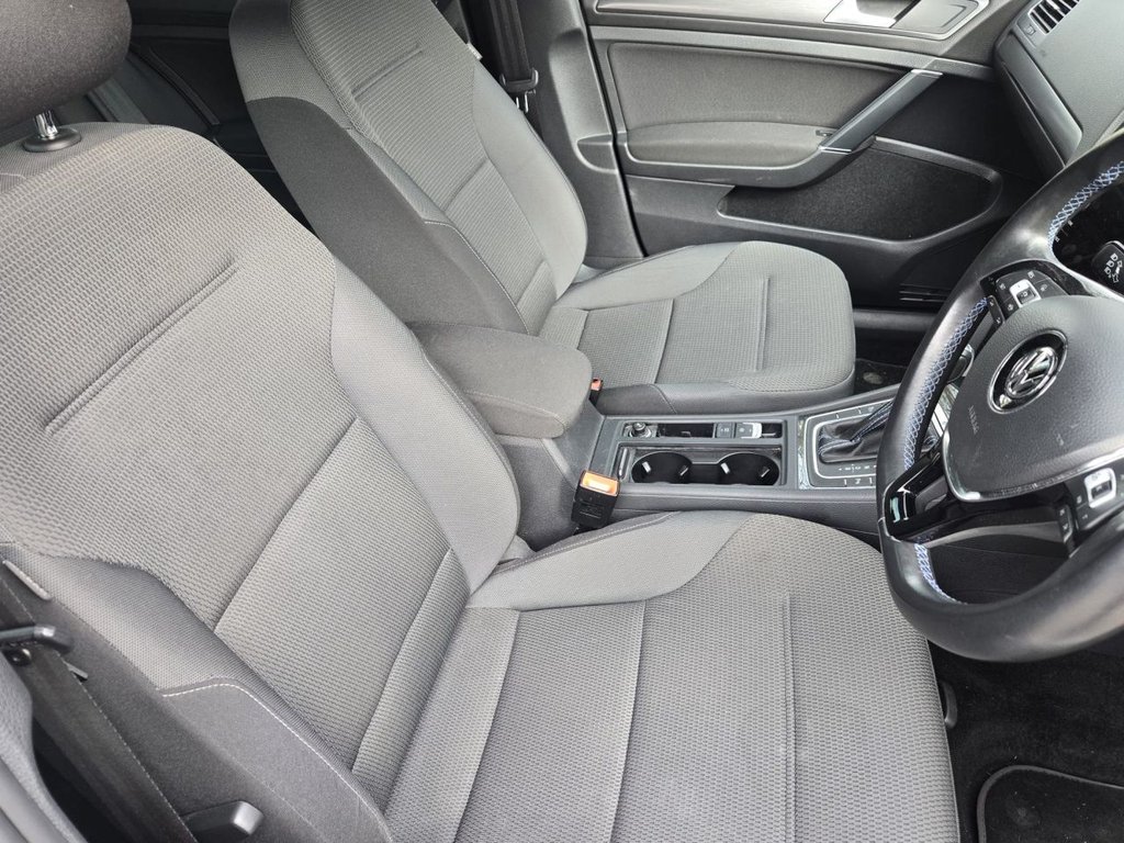 Used Volkswagen Golf 2020 for sale - 77967299: Photo 8