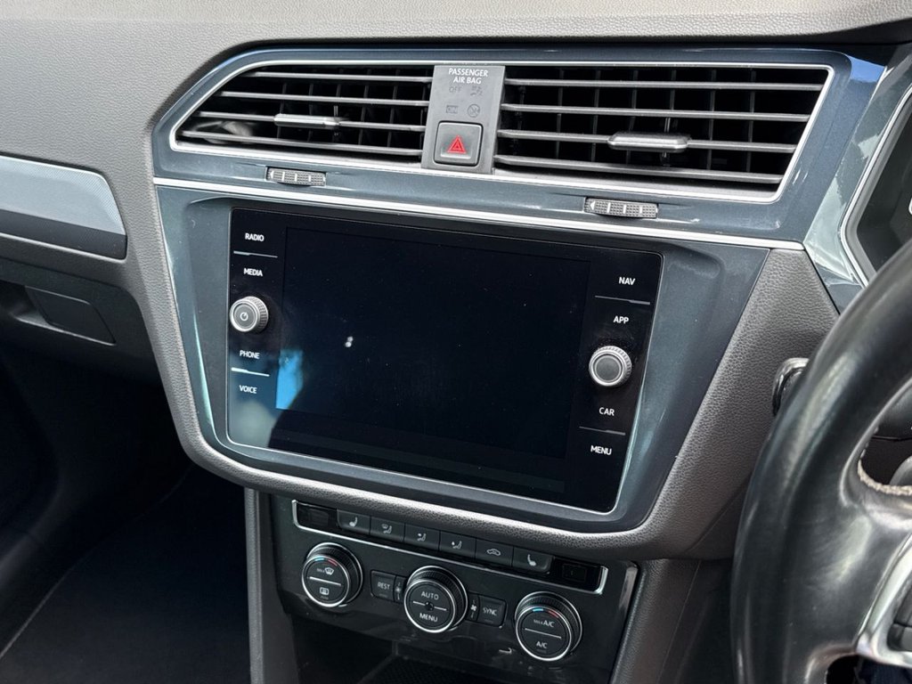 Used Volkswagen Tiguan 2019 for sale - 76621638: Photo 19