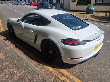 Used Porsche Cayman 2017 for sale - 78682643: Photo