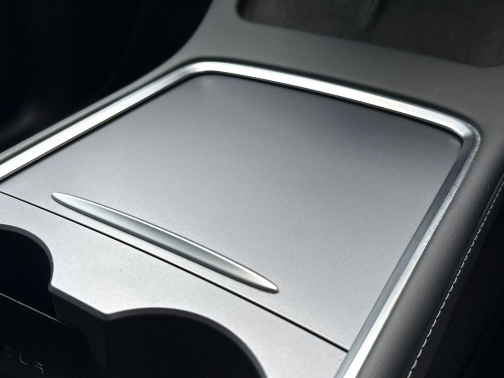 Used Tesla Model Y 2022 for sale - 77302740: Photo 24