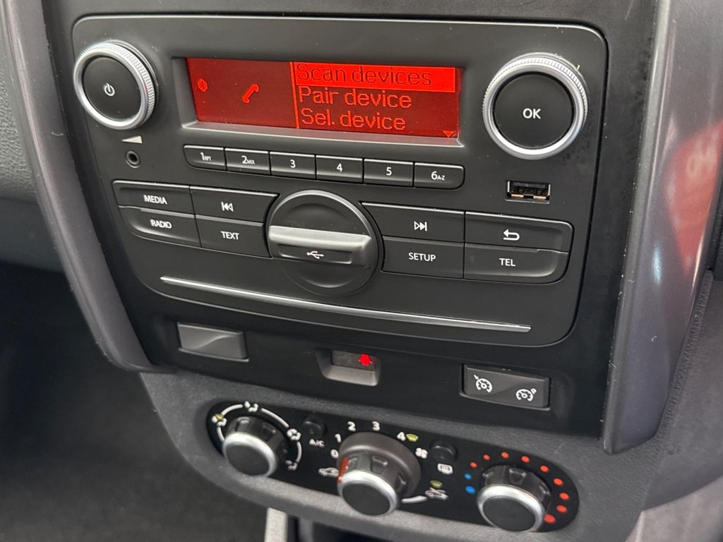 Used Dacia Duster 2018 for sale - 76621636: Photo 17