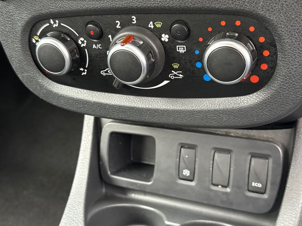 Used Dacia Duster 2018 for sale - 76621636: Photo 18