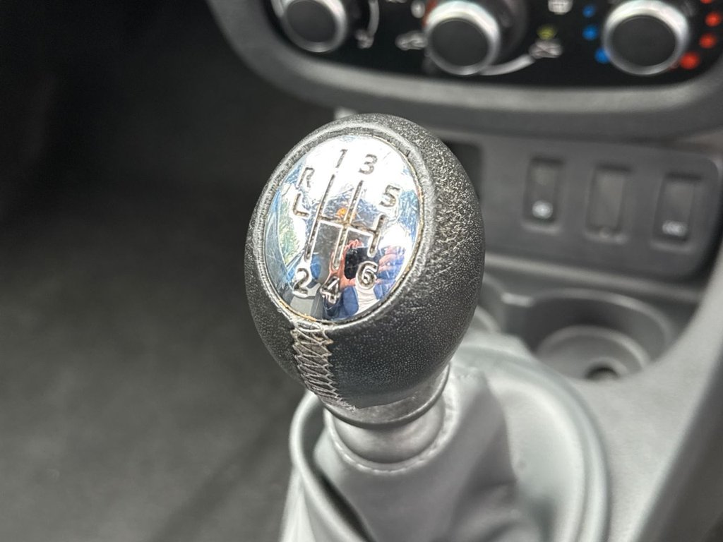 Used Dacia Duster 2018 for sale - 76621636: Photo 19