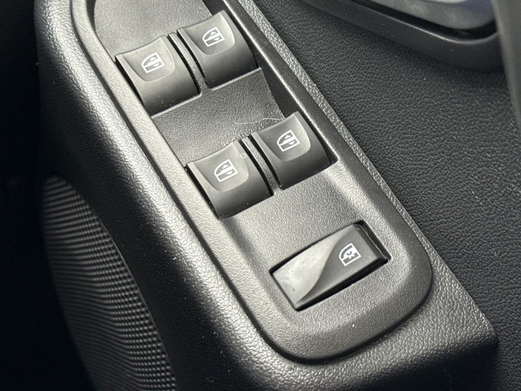 Used Dacia Duster 2018 for sale - 76621636: Photo 22