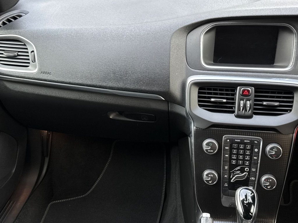 Used Volvo V40 2019 for sale - 76621663: Photo 11