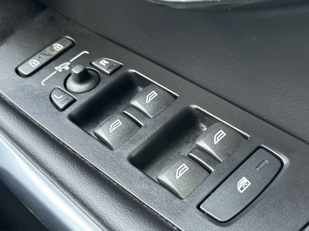 Used Volvo V40 2019 for sale - 76621663: Photo 20