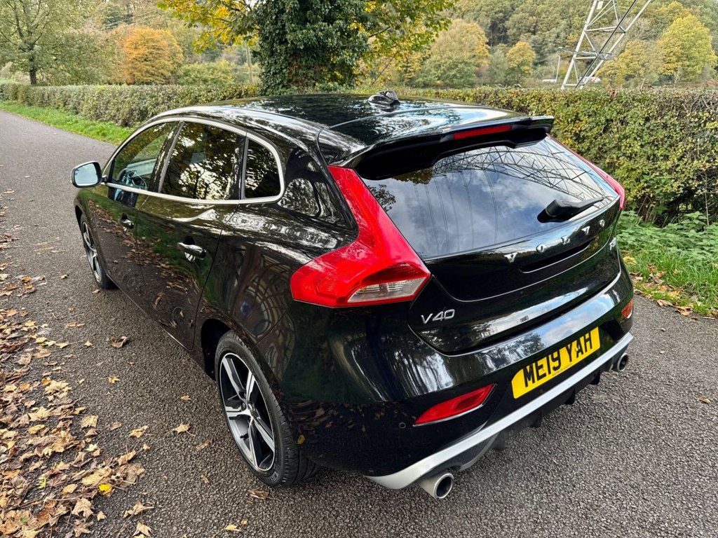 Used Volvo V40 2019 for sale - 76621663: Photo 3