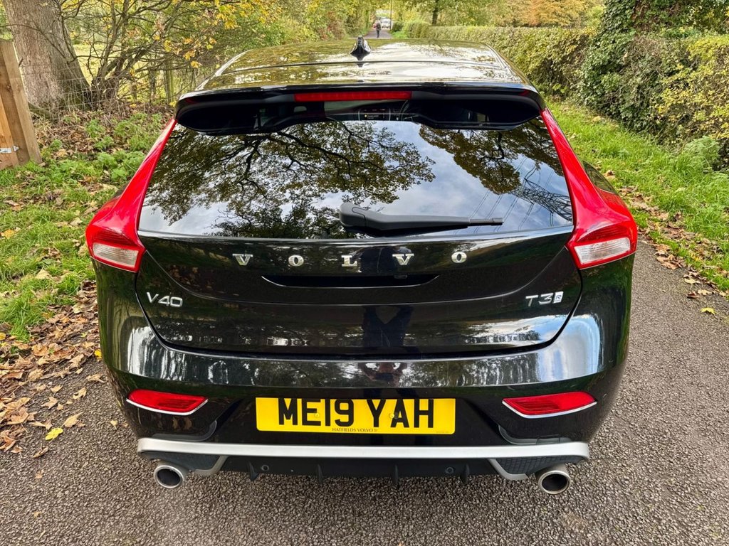 Used Volvo V40 2019 for sale - 76621663: Photo 6