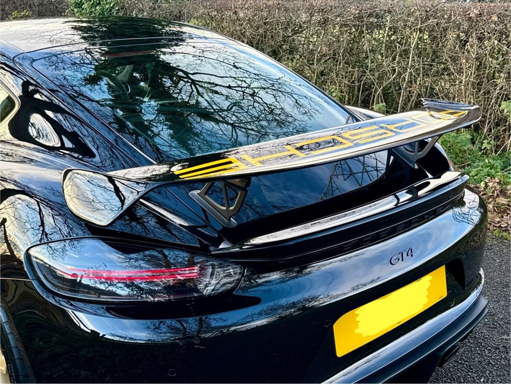 Used Porsche Cayman 2020 for sale - 77952457: Photo 10