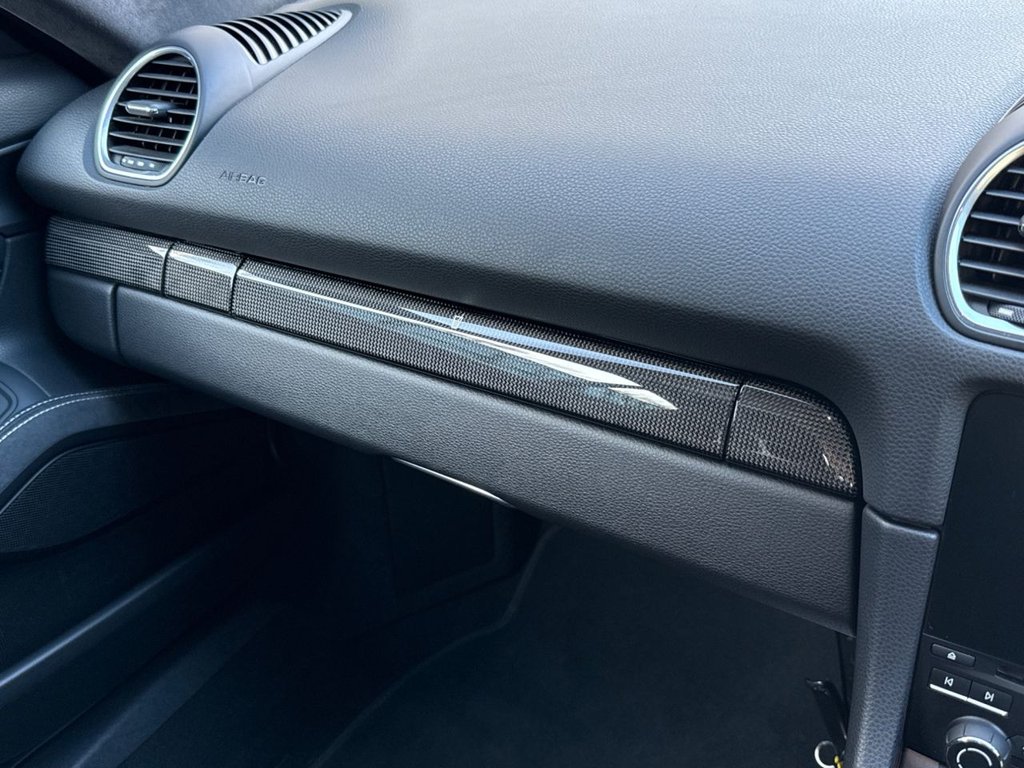 Used Porsche Cayman 2020 for sale - 77952457: Photo 24