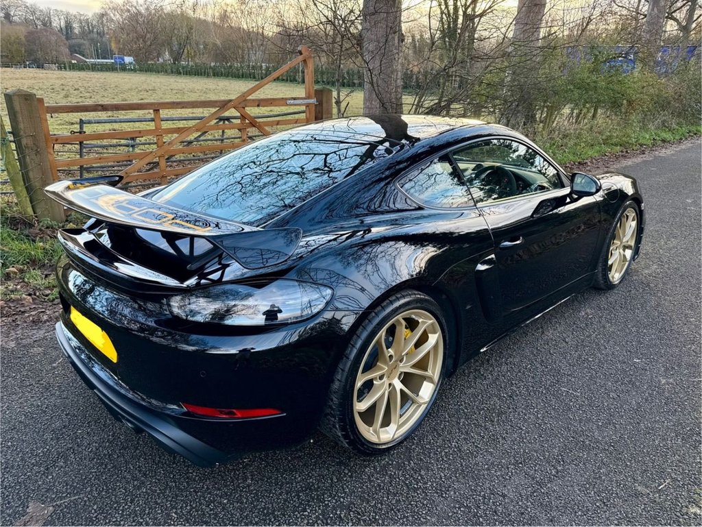 Used Porsche Cayman 2020 for sale - 77952457: Photo 7