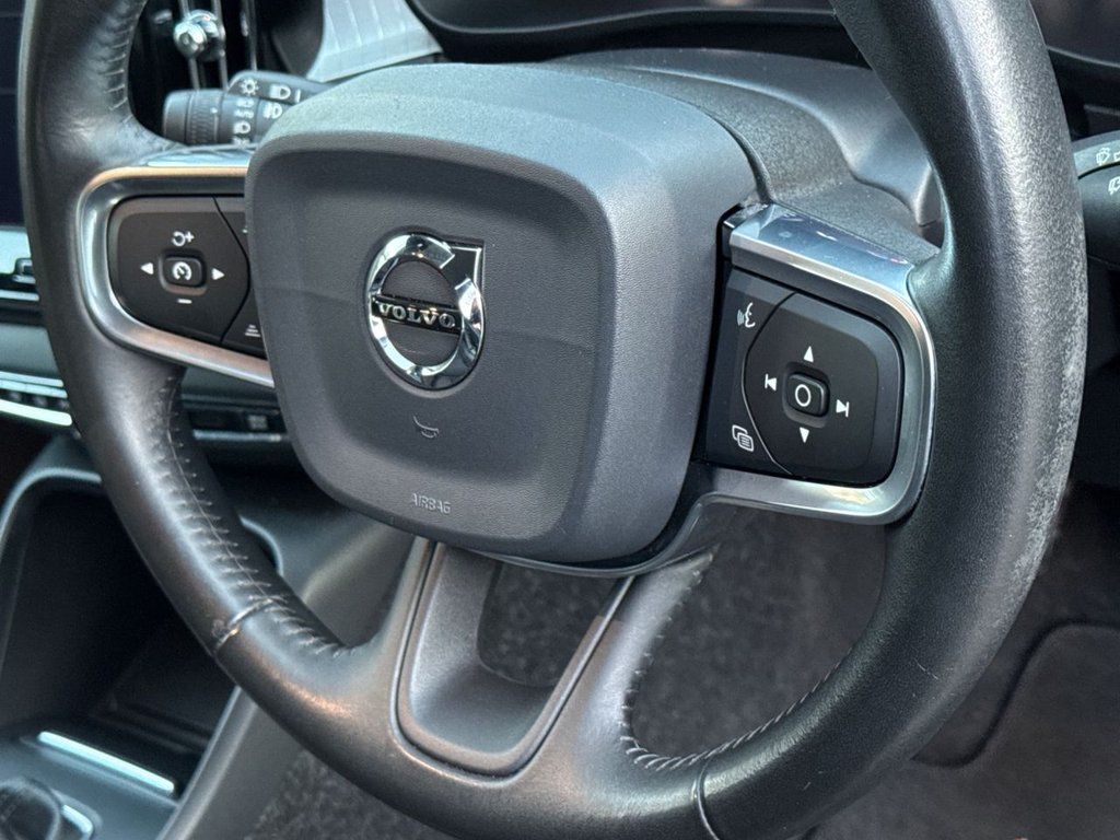 Used Volvo XC40 2019 for sale - 76621602: Photo 28