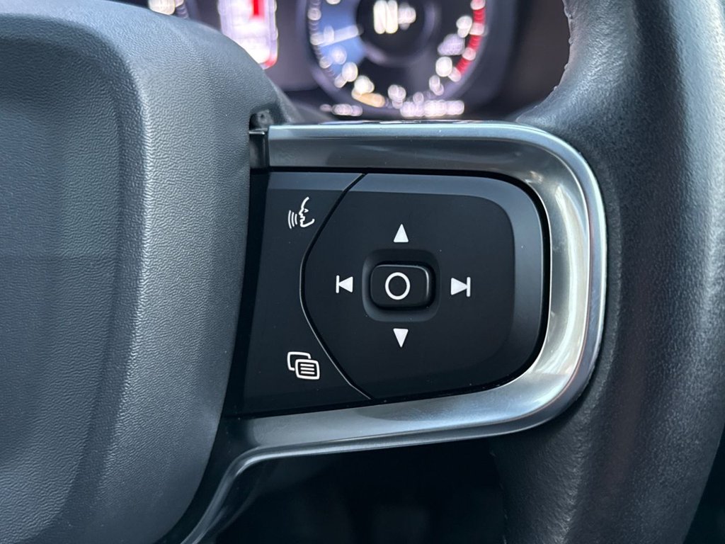 Used Volvo XC40 2019 for sale - 76621602: Photo 30