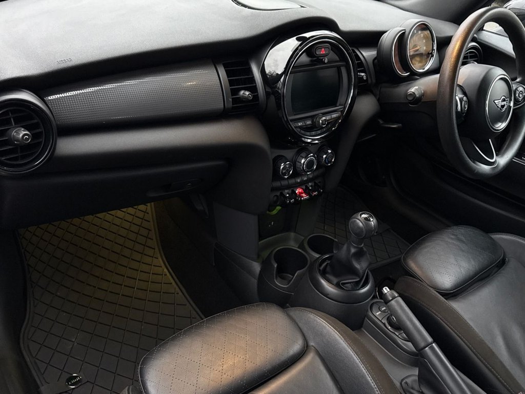 Used MINI Convertible 2018 for sale - 76655396: Photo 13