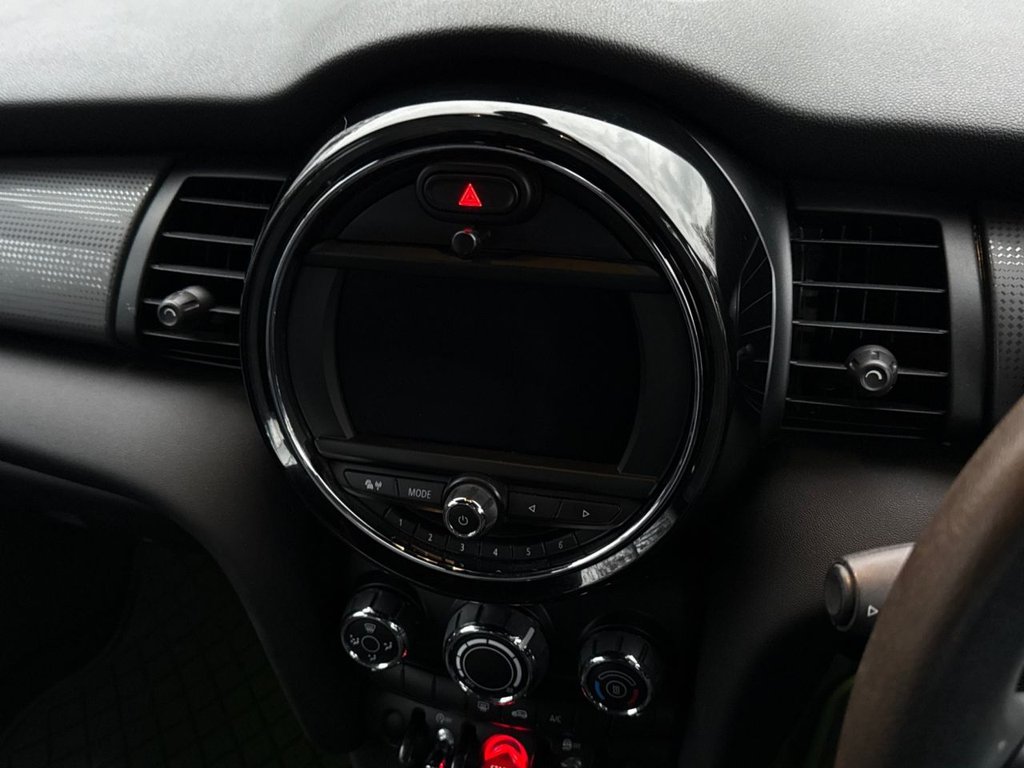 Used MINI Convertible 2018 for sale - 76655396: Photo 18