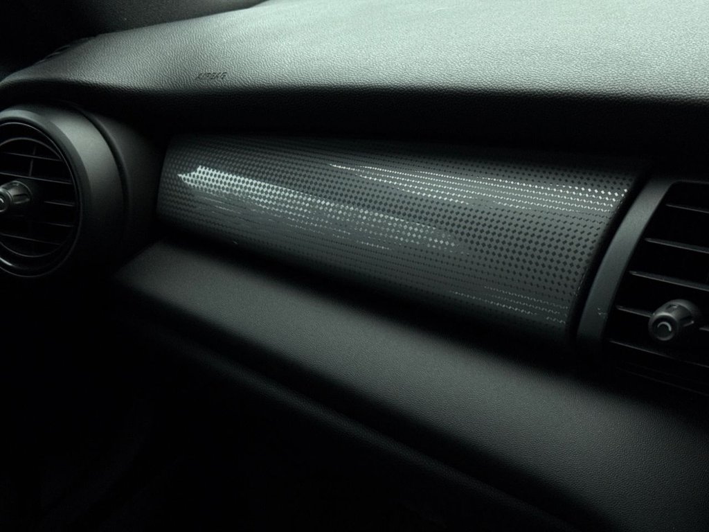 Used MINI Convertible 2018 for sale - 76655396: Photo 23