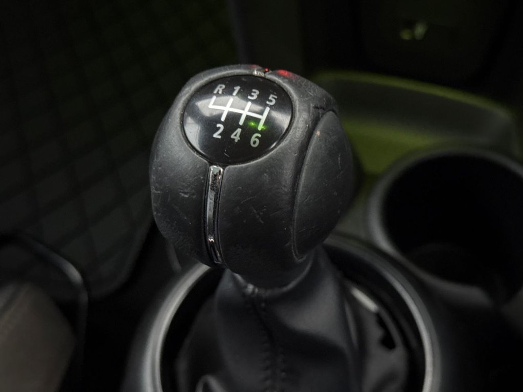 Used MINI Convertible 2018 for sale - 76655396: Photo 24