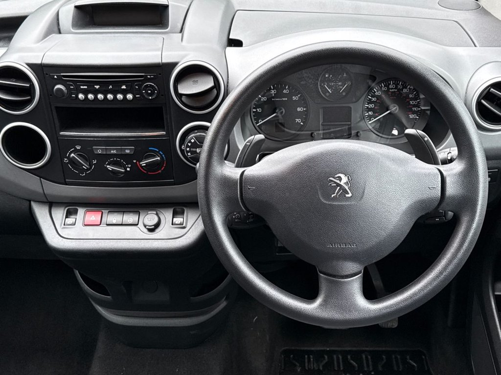 Used Peugeot Partner Tepee 2017 for sale - 77608635: Photo 11