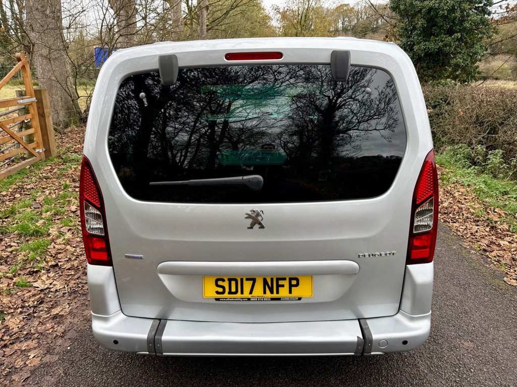 Used Peugeot Partner Tepee 2017 for sale - 77608635: Photo 6