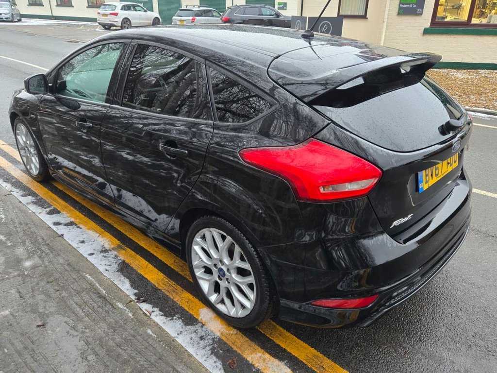 Used Ford Focus 2017 for sale - 77121759: Photo 3