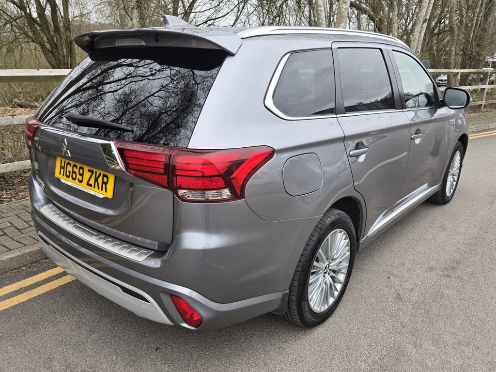 Used Mitsubishi Outlander 2019 for sale - 77841349: Photo 4