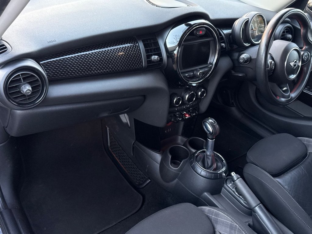 Used MINI Hatch 2017 for sale - 76617302: Photo 17