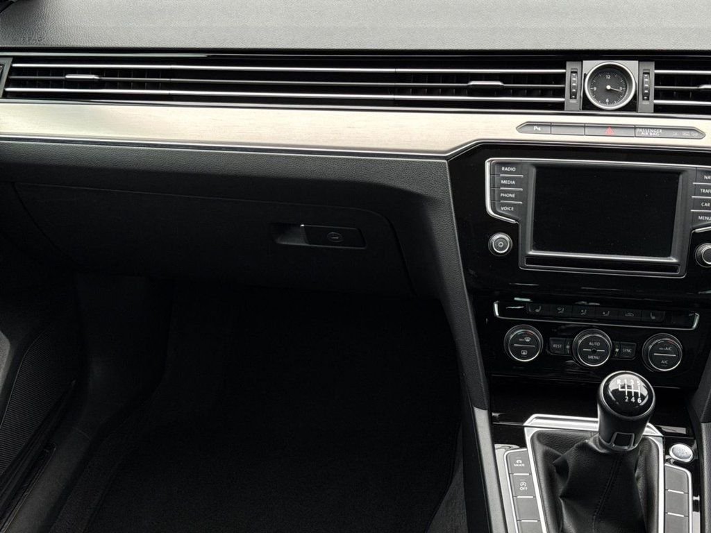 Used Volkswagen Passat 2016 for sale - 78056352: Photo 11