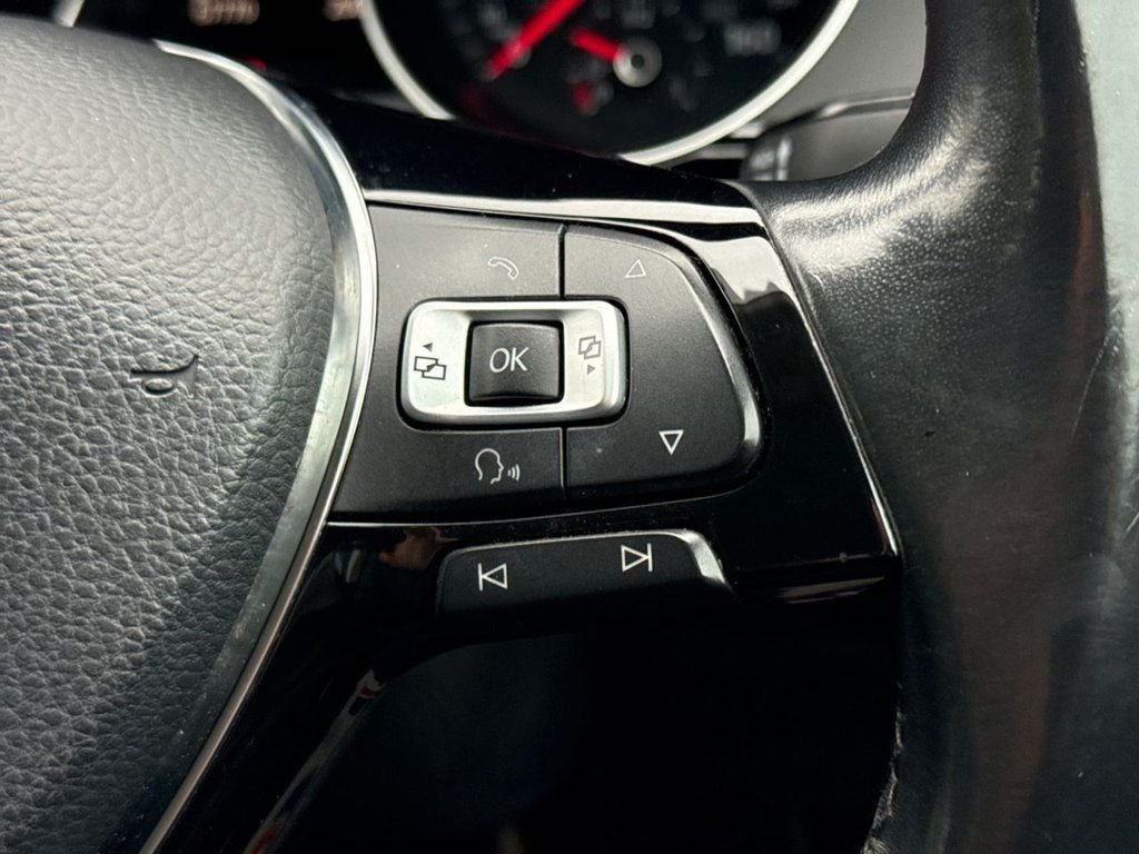 Used Volkswagen Passat 2016 for sale - 78056352: Photo 28