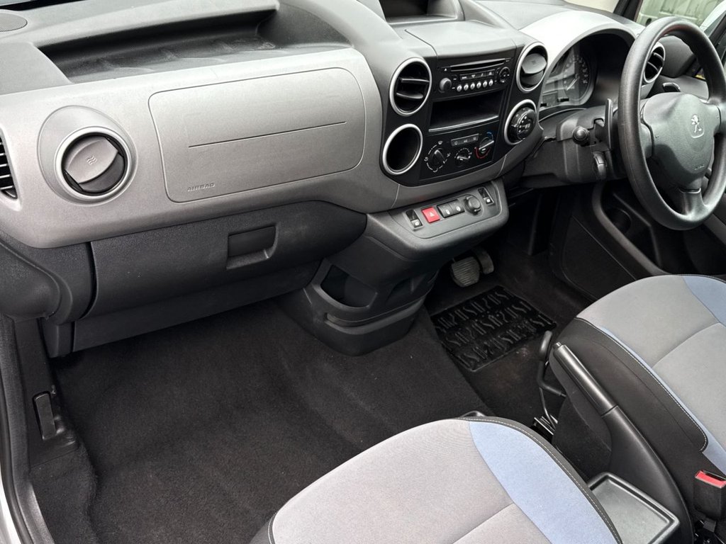 Used Peugeot Partner 2017 for sale - 76621585: Photo 16