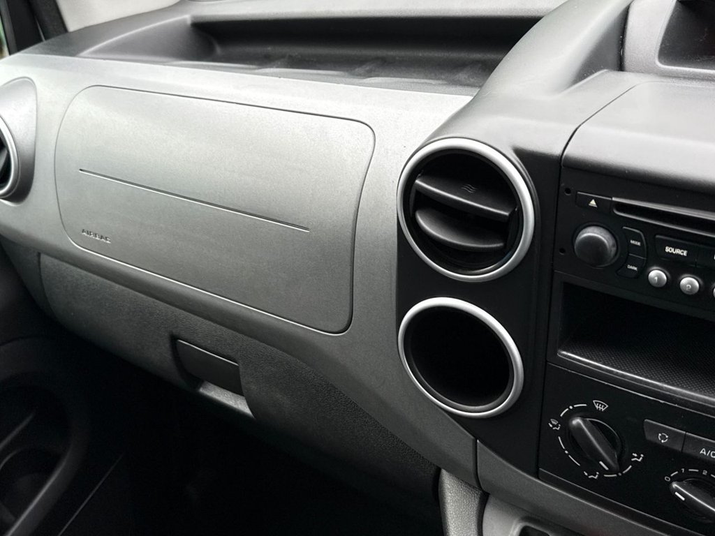Used Peugeot Partner 2017 for sale - 76621585: Photo 19