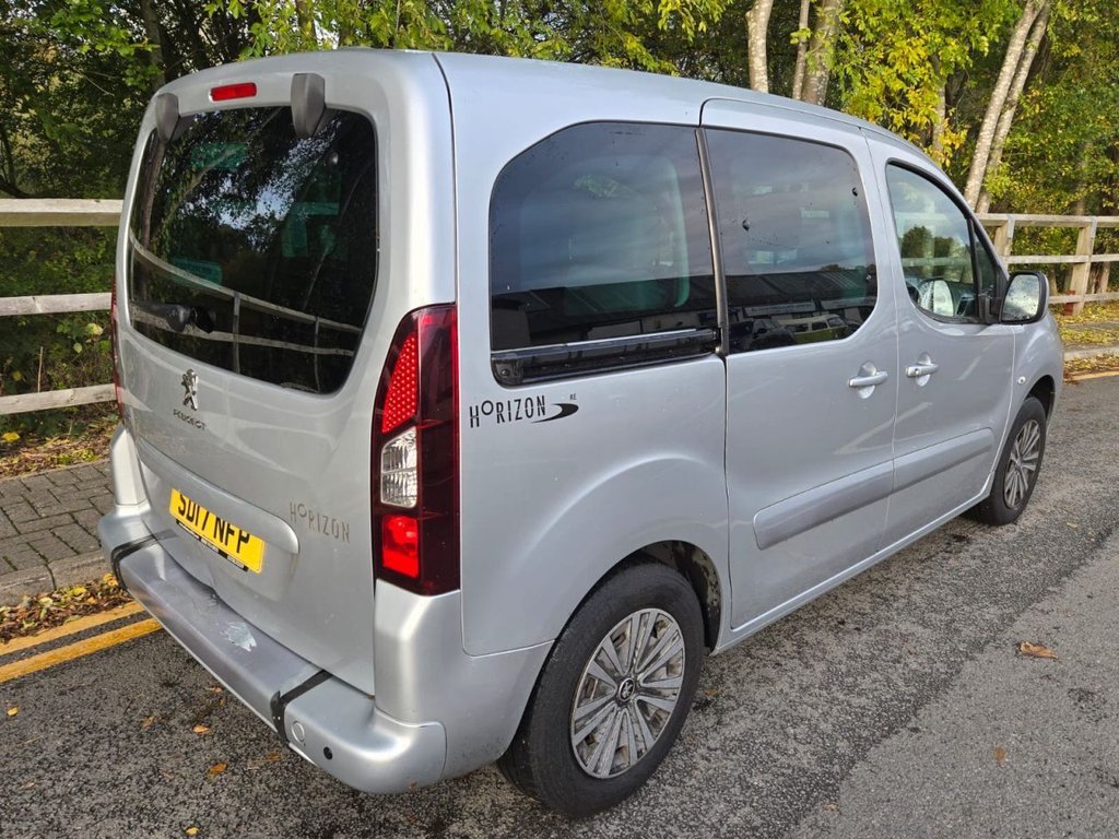 Used Peugeot Partner Tepee 2017 for sale - 76621585: Photo 4