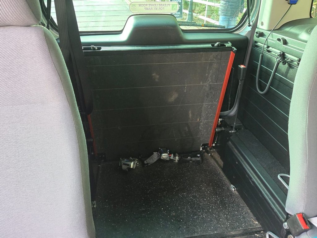 Used Peugeot Partner Tepee 2017 for sale - 76621585: Photo 9