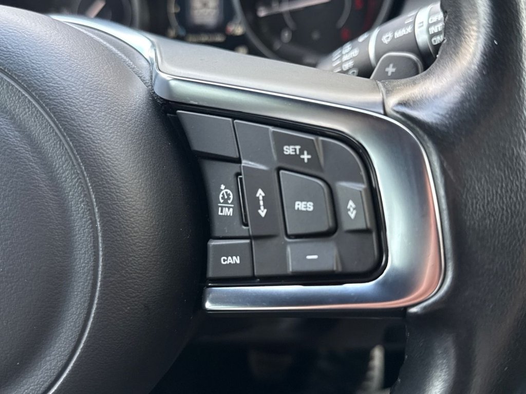 Used Jaguar E-Pace 2018 for sale - 77165914: Photo 37