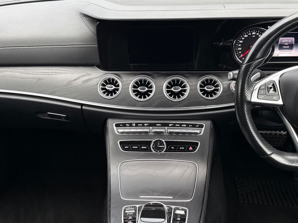 Used Mercedes-Benz E Class 2018 for sale - 77369394: Photo 11