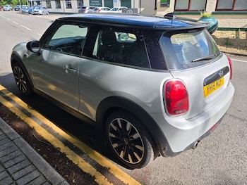 Used MINI Hatch 2018 for sale - 78864050: Photo