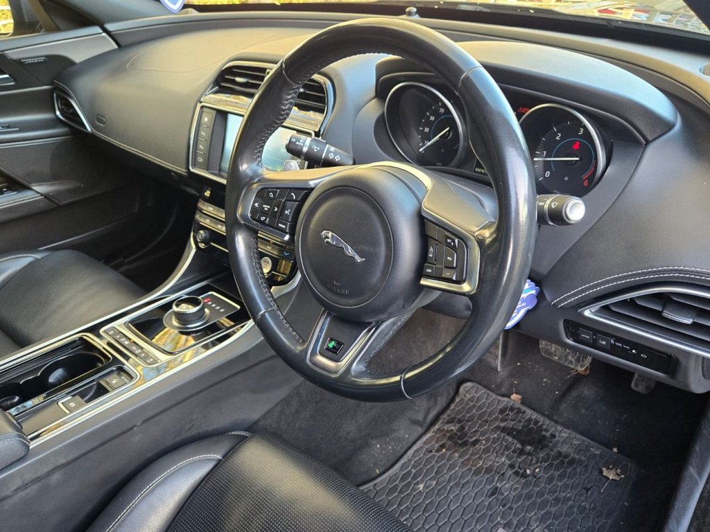 Used Jaguar XE 2017 for sale - 76686466: Photo 7