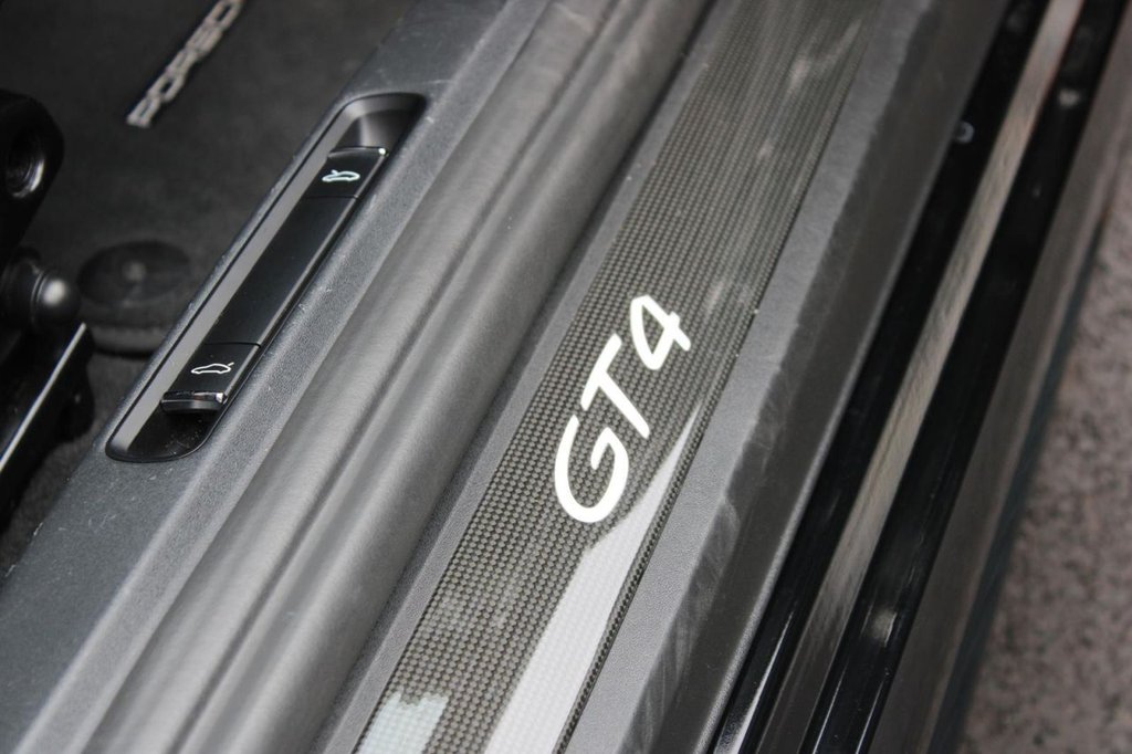 Used Porsche Cayman 2020 for sale - 76698783: Photo 5