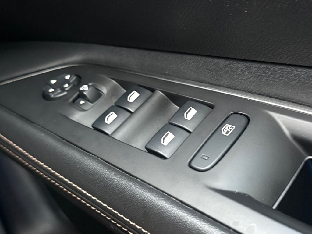 Used Peugeot 3008 2020 for sale - 76621647: Photo 25